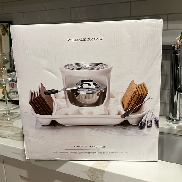 Williams Sonoma Other - NIB Williams Sonoma S’mores Maker